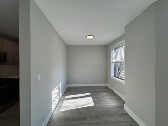 372 Hazel Ave unit B2, Glencoe, IL 60022 - photo 7