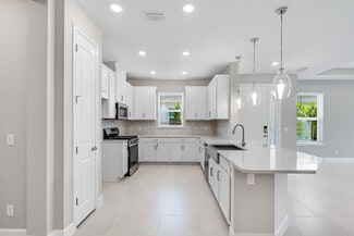 6107 Mesa Glen, Bradenton, FL 34203
