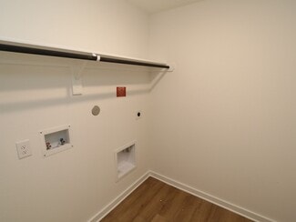 1222 Sacred Light Ln, La Marque, TX 77568