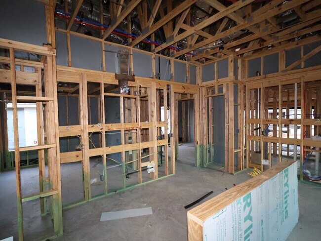 31014 Newcomb Landing Ln, Waller, TX 77484 - photo 2