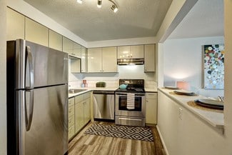 3302 Pacific Ave, Tacoma, WA 98418