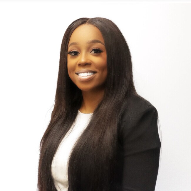Christin Willis, Real Estate Agent in Chicago, IL