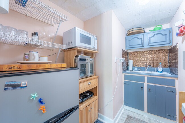 1101 S Rogers St unit 3, Bloomington, IN 47403 - photo 6