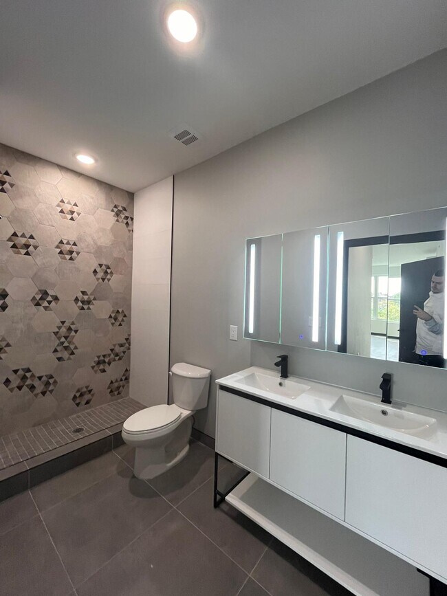 133 Mallory Ave unit 506, Jersey City, NJ 07304 - photo 4