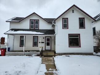 419 Olmstead St Unit 2, Winona, MN 55987