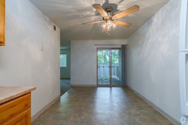 Logan Park, Sacramento, CA 95842 - photo 4