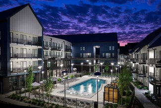 7725 Upton Oxmoor Ln, Louisville, KY 40222