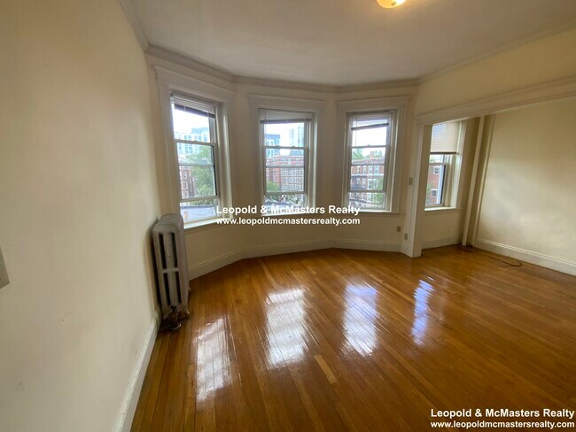 67 Park Dr unit E, Boston, MA 02215 - photo 4