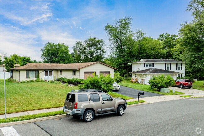 Home prices in Eastampton typically range from $400,000 to almost $600,000.