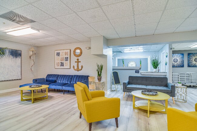 10315 Gulf Blvd unit 304, Treasure Island, FL 33706 - photo 2