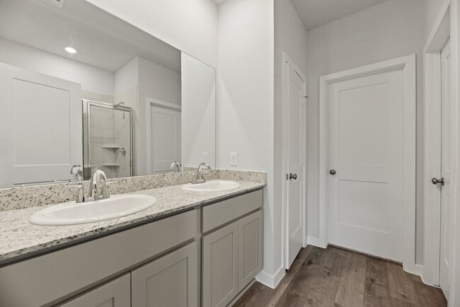 10714 Red Flagstone Dr, Conroe, TX 77306 - photo 6