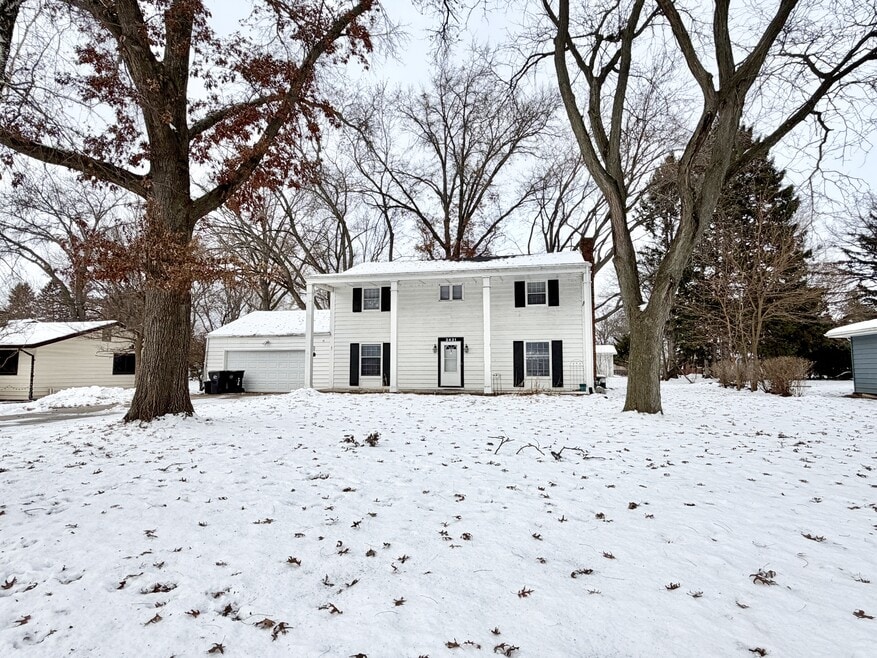 2431 Blarney Stone Dr, Beloit, WI 53511 - photo 1