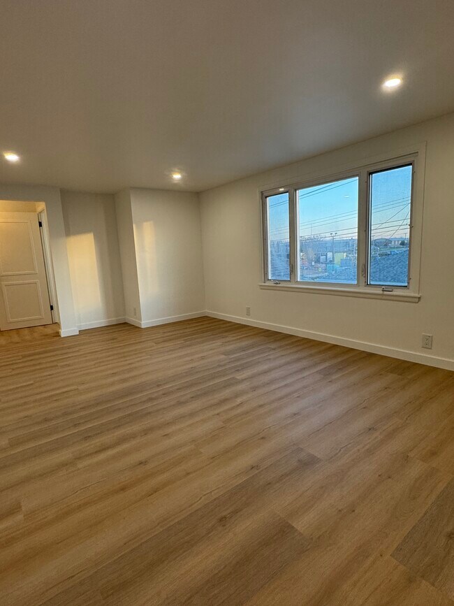 249 Dunlop Ave unit Lower, Tonawanda, NY 14150 - photo 7