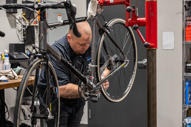 The TREK bike shop services bikes and gets you back on the road quickly to enjoy Concord Station, FL.