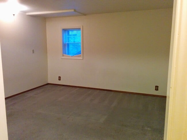 1221 Escobar St unit 1223 Escobar St, Martinez, CA 94553 - photo 4