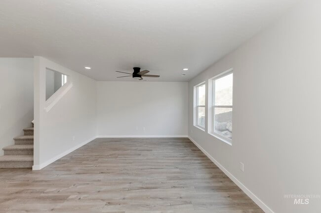 10819 Rutland St, Caldwell, ID 83605 - photo 6