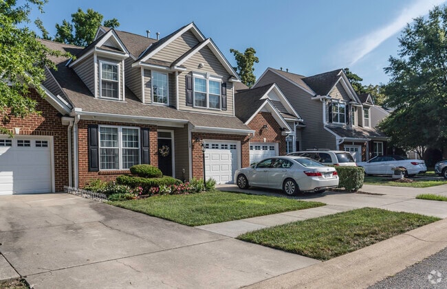 Neighborhood homes in Rockwood.