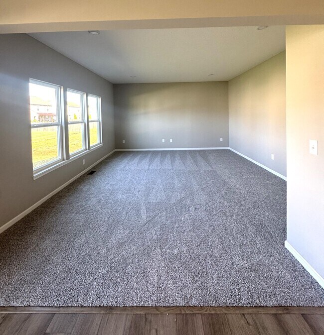 1515 Georgia Rd, Circleville, OH 43113 - photo 6