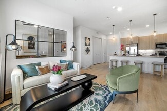 1345 14th St, Plano, TX 75074