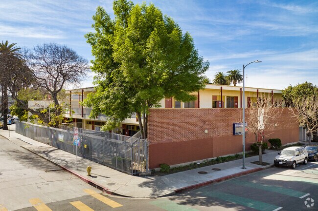 Cienega Elementary 
school street view.