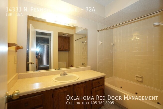 14331 N Pennsylvania Ave, Oklahoma City, OK 73134 - photo 6