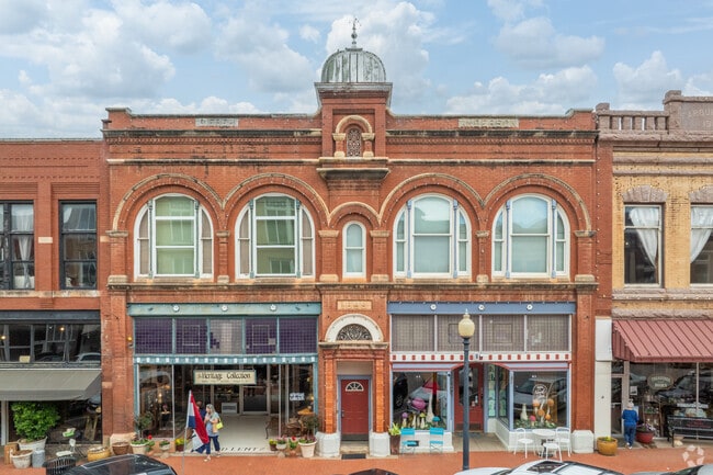 Downtown Guthrie, just a few miles east of Cedar Valley, is filled with antique shops and restaurants.