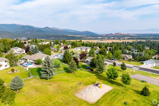 At Moose Can Gully many green open spaces.