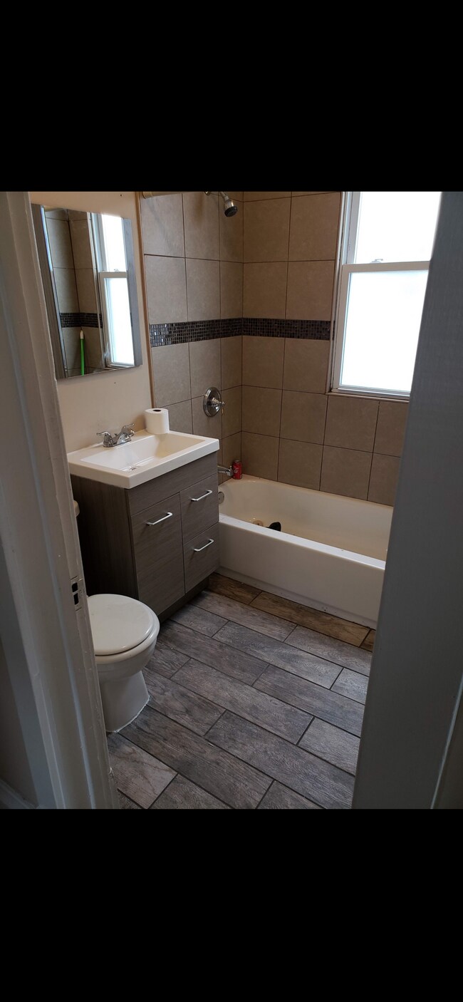 5410 W Wrightwood Ave unit Wrightwood unit 2, Chicago, IL 60639 - photo 7