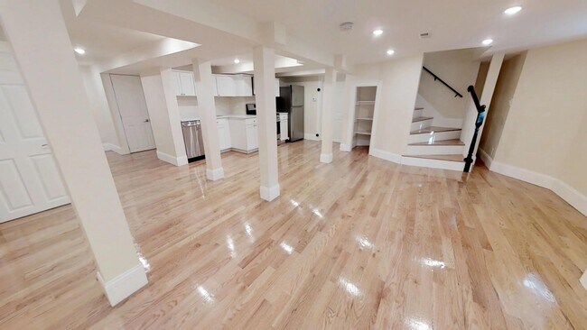 219 Holland St unit 1, Somerville, MA 02144 - photo 4