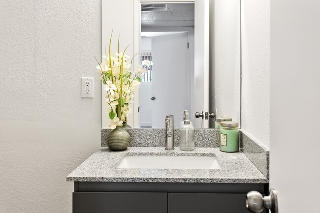 The Hamptons, Mesa, AZ 85204 - photo 7