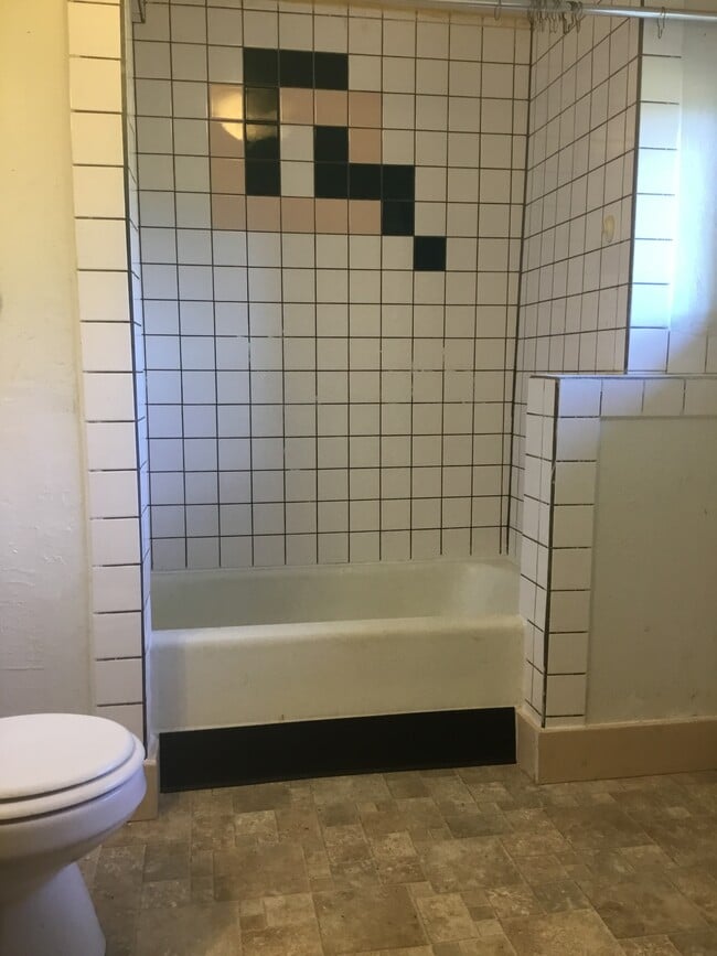 1134 Oro Dam Blvd W, Oroville, CA 95965 - photo 6