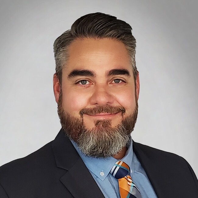 Agent Photo
