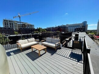 93 E Brookline St Unit 4##, Boston, MA 02118