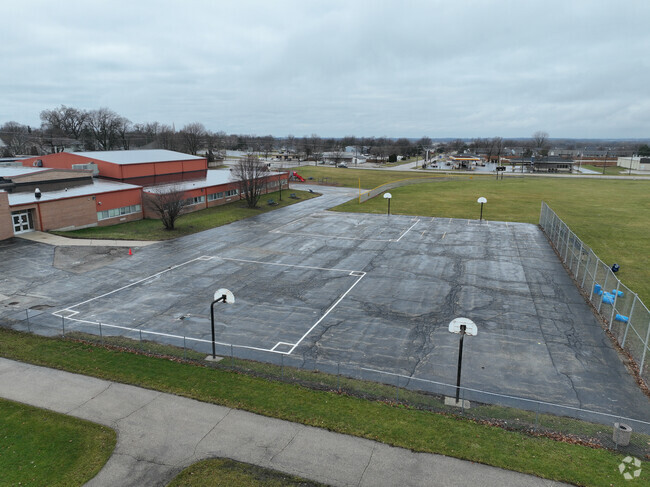 Jefferson Elementary School is apart of the Harvard Community Unit School District 50.