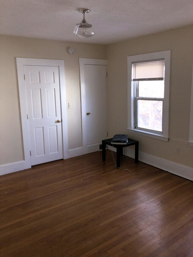11 Andrew St unit 2, Cambridge, MA 02139 - photo 5