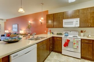 2500 38th Ave NE, Saint Anthony, MN 55421