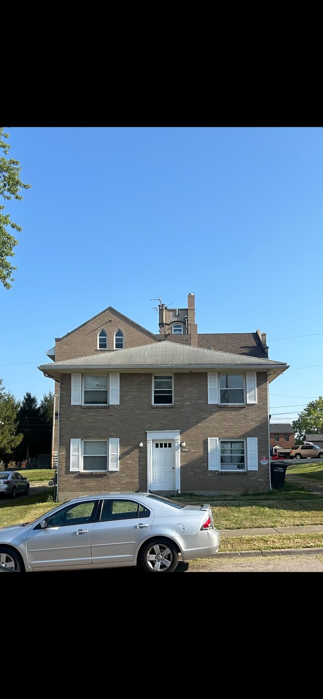 1315 Chardon Ct Unit D, Dayton, OH 45403