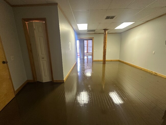 120 N Main St, Churubusco, IN 46723 - photo 4