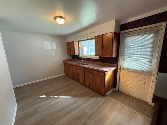 2023 5th Ave unit 1, Altoona, PA 16602 - photo 2