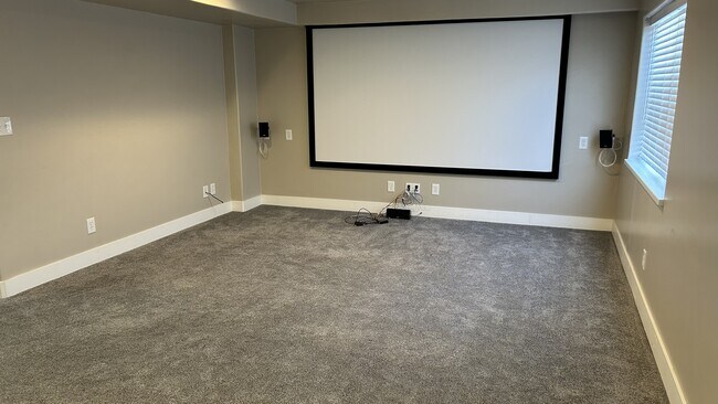 Studio (screen not included)