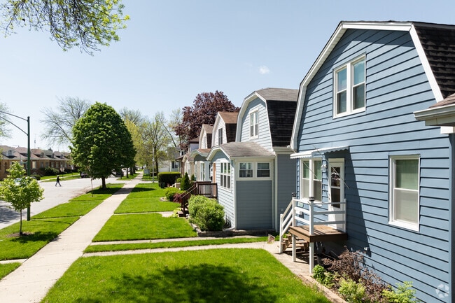 There is plenty of character on every street in the unique neighborhood of Jefferson Park.