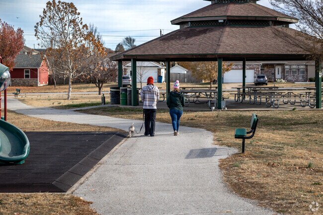 Enjoy a walk through Par Hill Park in Kelsey Norman North.