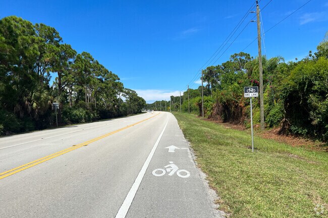 Lakewood Park  has bike lanes so residents can get around the community.