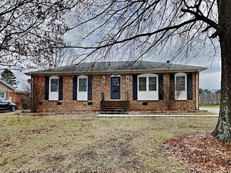 2507 Yow Rd, Greensboro, NC 27407