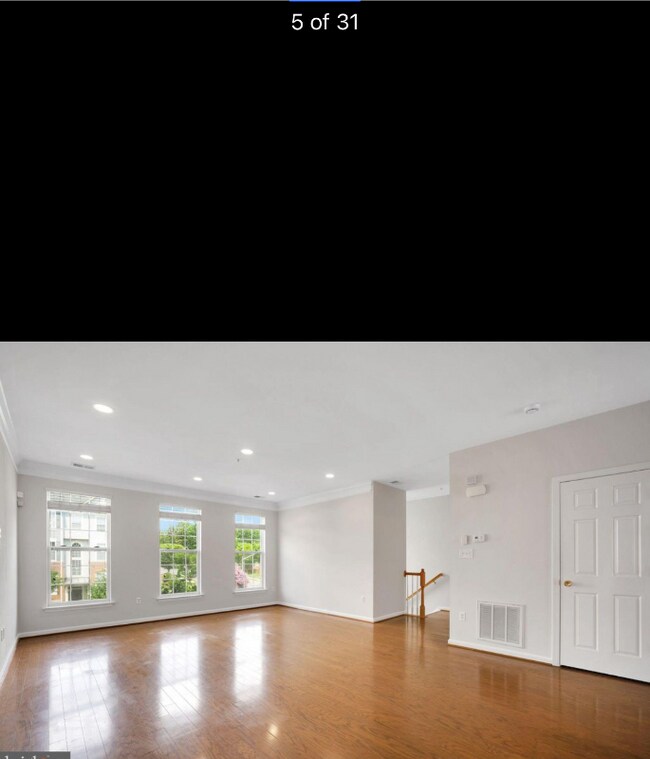 15504 John Diskin Cir, Woodbridge, VA 22191 - photo 3