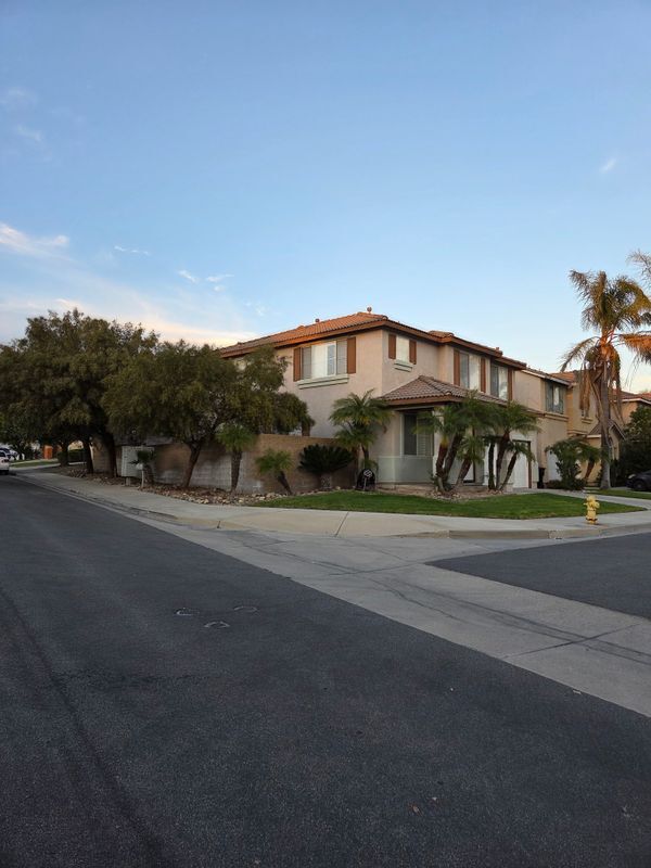 16844 Merion Ln, Fontana, CA 92336