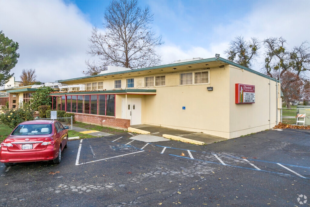 Educational opportunities abound at Plainfield Elementary School.