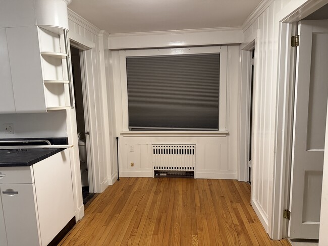 555 Main St unit 555 A, Cromwell, CT 06416 - photo 4