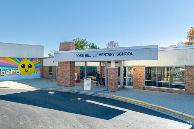 Rose Hill Elementary School is located in Reynoldsburg, Ohio.
