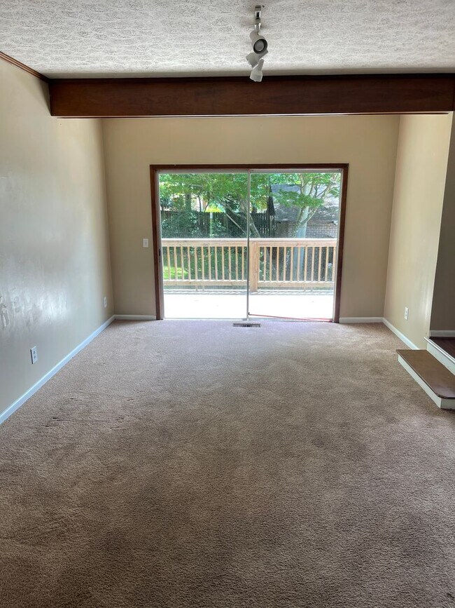 622 E Glenn Ave, Auburn, AL 36830 - photo 3